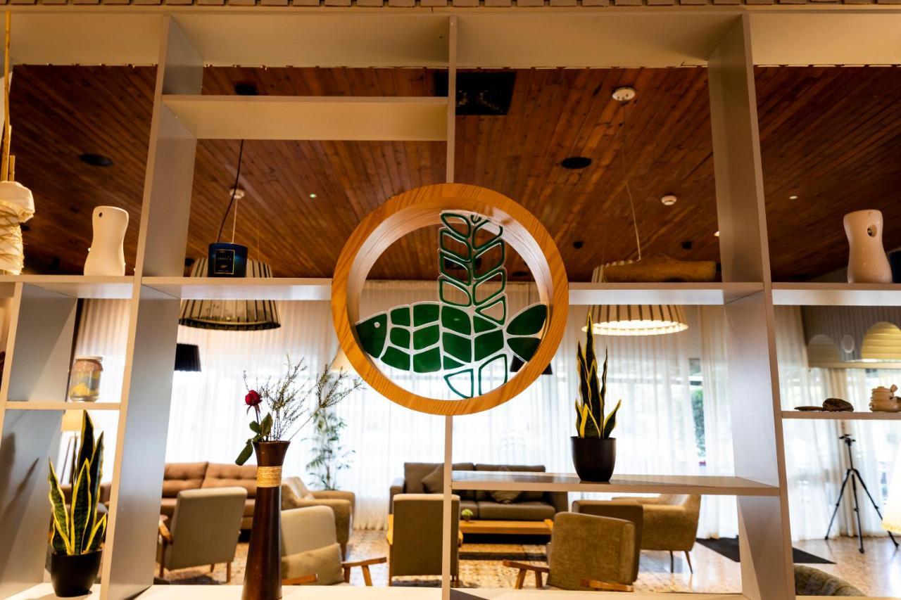 Nes Ammim Hotel 外观 照片