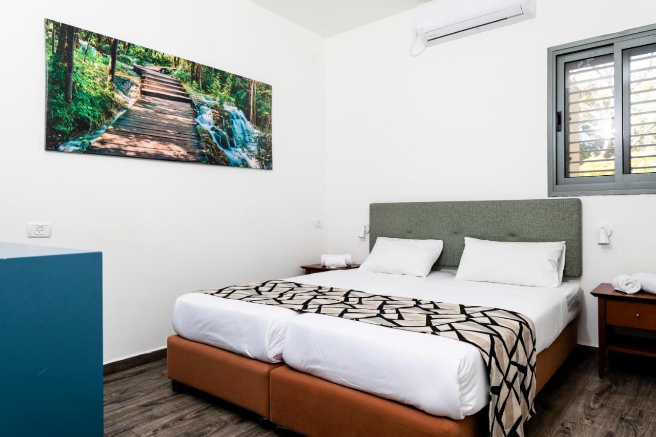 Nes Ammim Hotel 外观 照片