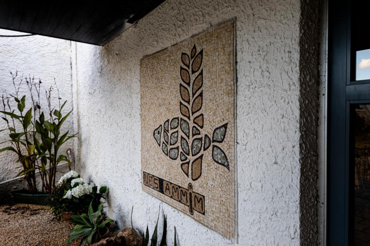 Nes Ammim Hotel 外观 照片